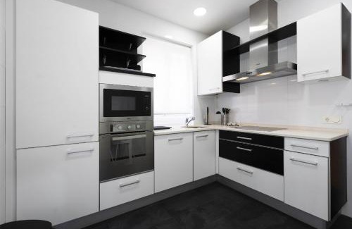La Marina Apartment | Haizea by Smiling Rentals