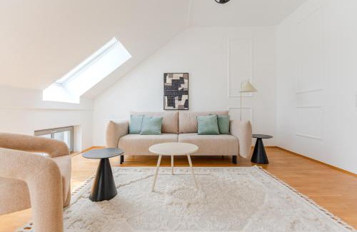 Gries Apartment | Hakuna Eli Penthouse Terrace CityView