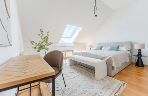 Gries Apartment | Hakuna Eli Penthouse Terrace CityView