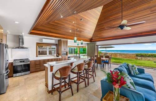Leahi Park House | Hale Makai at Diamond Head: Stunning Oceanfront Estate w/Private Pool & AC