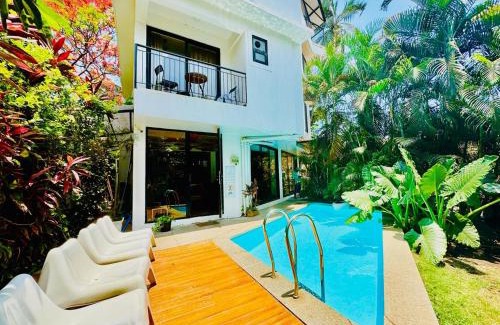 Gauravaddo Hotel | HALF Hotel, Calangute