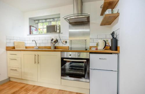 Cromer House | Half Moon Cottage
