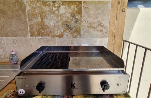 Sorgues Other | Half of Mas de la Roncière