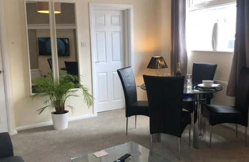 Exeter Apartment | HALF PRICE OFFER - Exeter City Apartment