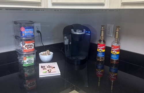 Tuscaloosa Condo | "Half Time Condo" - Cozy 2-bedroom 2 bath, convenient to Bryant-Denny stadium