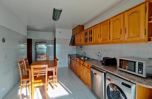 Leiria Apartment | Half Way Nazaré - Fátima - NSA-T2