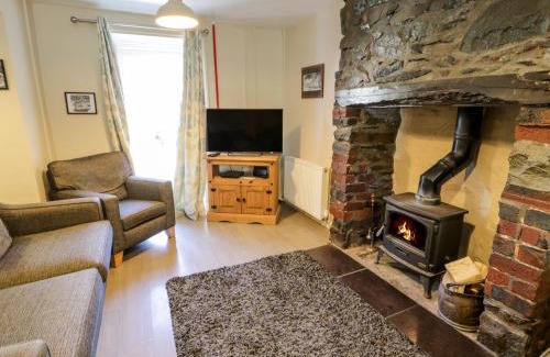 Gallt Y Foel House | Halford Hill