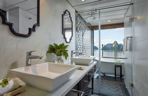 Ha Long Boat Rental | Halong CAPELLACRUISE - Member of Lyra Cruise Collection