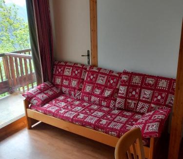 Orelle Apartment | Hameau 8 102 - SPA & PISCINE appartement 4 pers