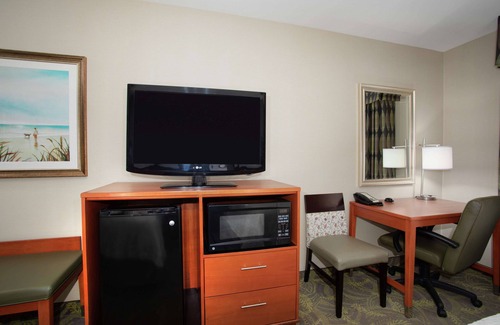 Astoria Hotel | Hampton Inn and Suites Astoria