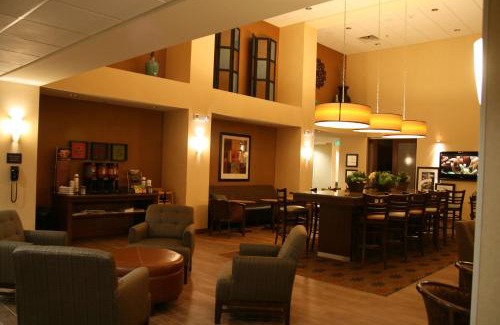 Pueblo Hotel | Hampton Inn and Suites Pueblo/North