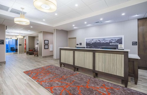 Oxford Hotel | Hampton Inn by Hilton Oxford, ME