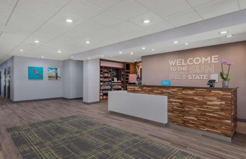 Williams Hotel | Hampton Inn By Hilton Williams