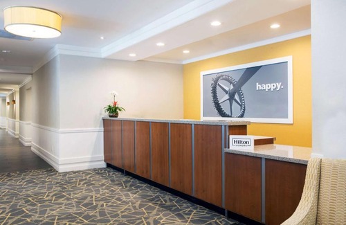 Hallandale Beach Hotel | Hampton Inn Hallandale Beach-Aventura