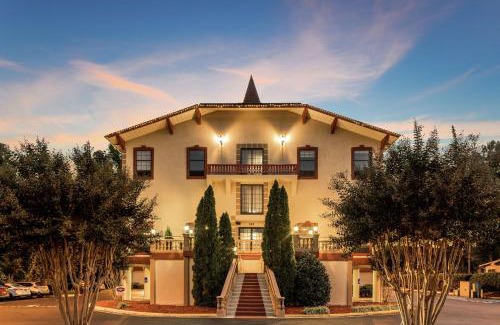 Helen Hotel | Hampton Inn Helen
