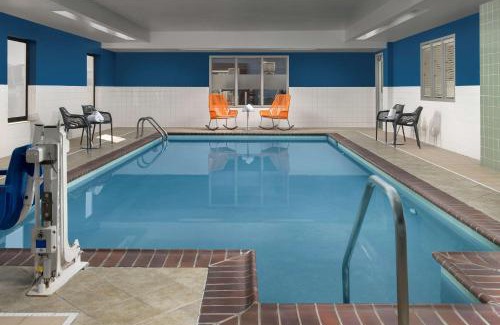 Knoxville Hotel | Hampton Inn Knoxville-East