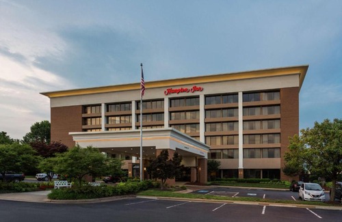 Lakeview Hotel | Hampton Inn Manassas