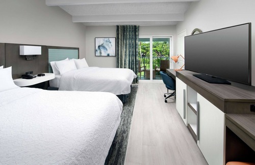 Marathon Hotel | Hampton Inn Marathon - Florida Keys