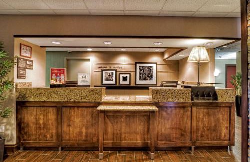 Marion Hotel | Hampton Inn Marion