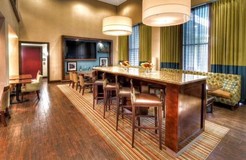 Marion Hotel | Hampton Inn Marion