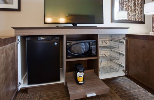 West Bloomington Hotel | Hampton Inn Minneapolis Bloomington West