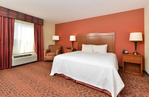 Muscatine Hotel | Hampton Inn Muscatine