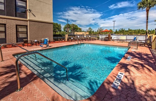 Davenport Hotel | Hampton Inn Orlando-Maingate South