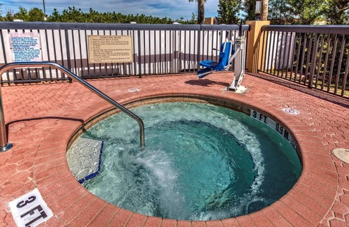 Davenport Hotel | Hampton Inn Orlando-Maingate South
