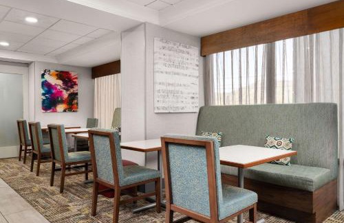 Hollins Hotel | Hampton Inn Roanoke/Hollins - I-81