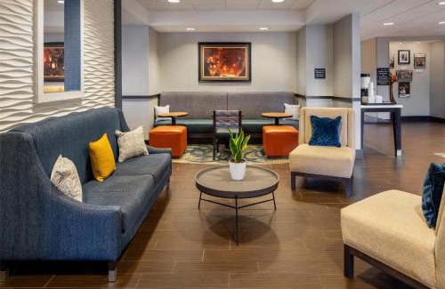 Waterloo Hotel | Hampton Inn Seneca Falls
