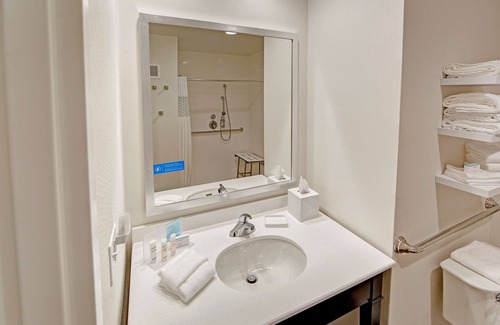 Skyland Hotel | Hampton Inn & Suites Asheville Airport