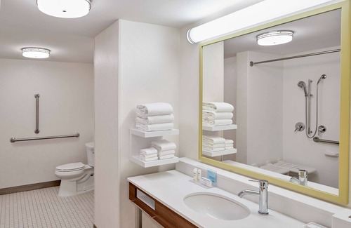Midtown Hotel | Hampton Inn & Suites Atlanta Midtown