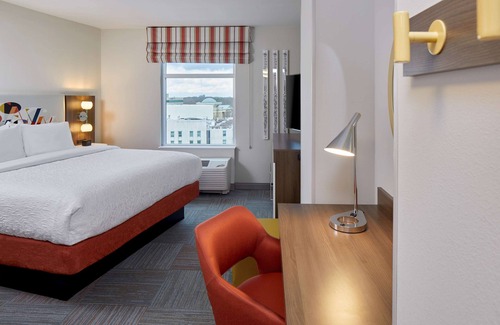 Midtown Hotel | Hampton Inn & Suites Atlanta Midtown