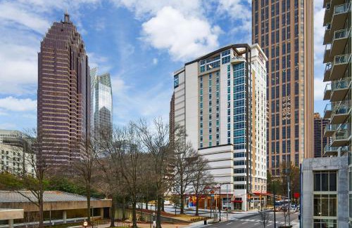 Midtown Hotel | Hampton Inn & Suites Atlanta-Midtown, Ga