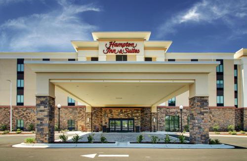 Southport Hotel | Hampton Inn & Suites By Hilton Southport