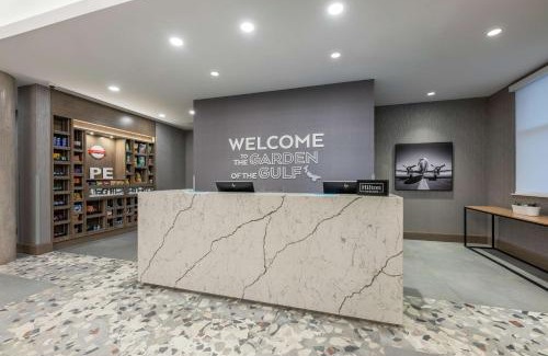 Charlottetown Hotel | Hampton Inn & Suites Charlottetown