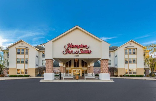 Hoffman Estates Hotel | Hampton Inn & Suites Chicago-Hoffman Estates