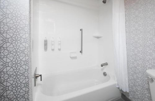 La Grande Hotel | Hampton Inn & Suites La Grande, Or