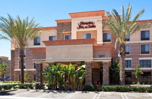 Moreno Valley Hotel | Hampton Inn & Suites Moreno Valley