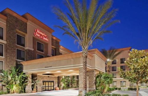 Moreno Valley Hotel | Hampton Inn & Suites Moreno Valley
