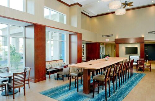 Midtown Ocean City Hotel | Hampton Inn & Suites Ocean City Bayfront-Convention Center
