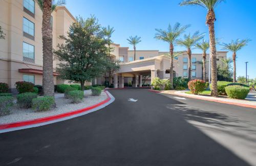 Gilbert Hotel | Hampton Inn & Suites Phoenix/Gilbert