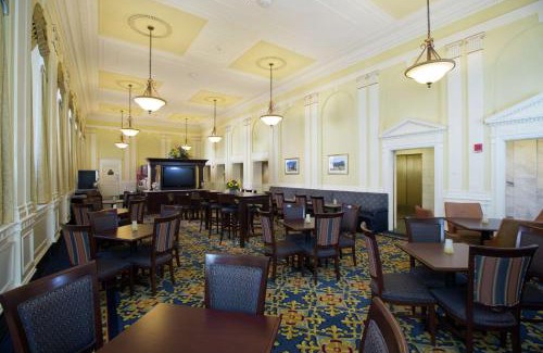 Downtown Hotel | Hampton Inn & Suites Providence Downtown