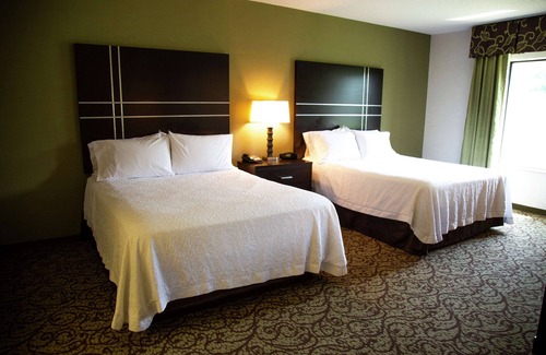 West Middlesex Hotel | Hampton Inn & Suites Sharon