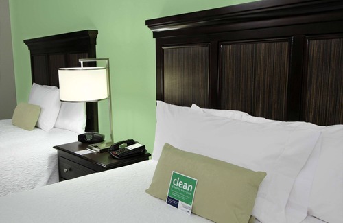 Winnie Hotel | Hampton Inn & Suites Winnie