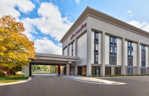 Traverse City Hotel | Hampton Inn Traverse City