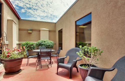 Warner Robins Hotel | Hampton Inn Warner Robins
