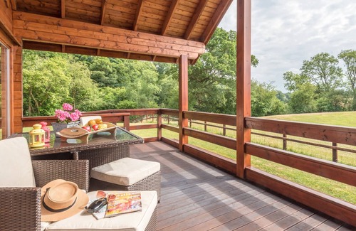Ellesmere Cabin | Hampton Lodge, ELLESMERE