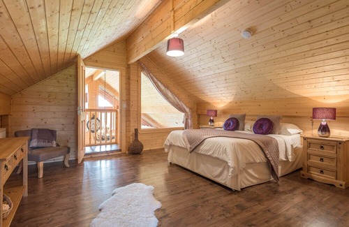 Ellesmere Cabin | Hampton Lodge, ELLESMERE
