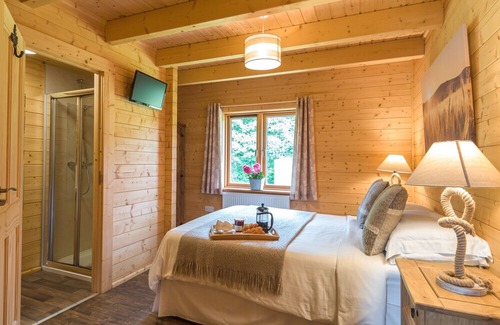 Ellesmere Cabin | Hampton Lodge, ELLESMERE